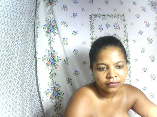 Live sex webcam photo for elisah #290442409