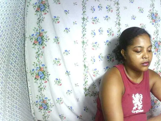 Live sex webcam photo for elisah #290448063