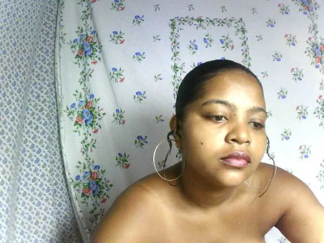 Live sex webcam photo for elisah #290457104