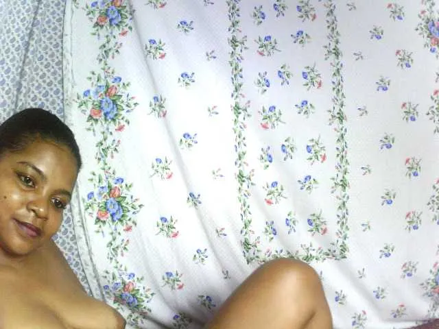 Live sex webcam photo for elisah #290458377