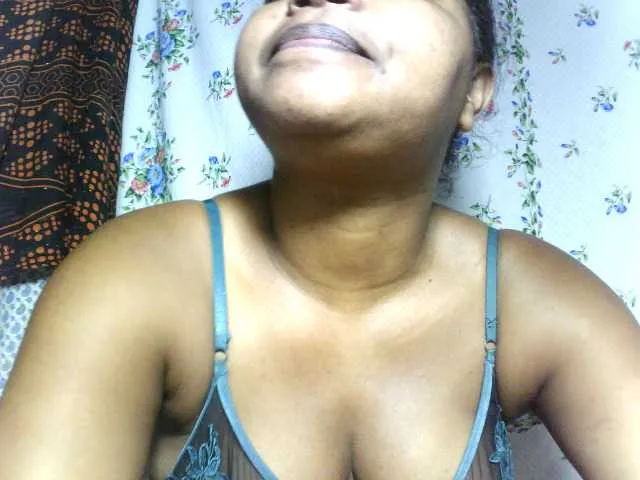 Live sex webcam photo for elisah #290509353