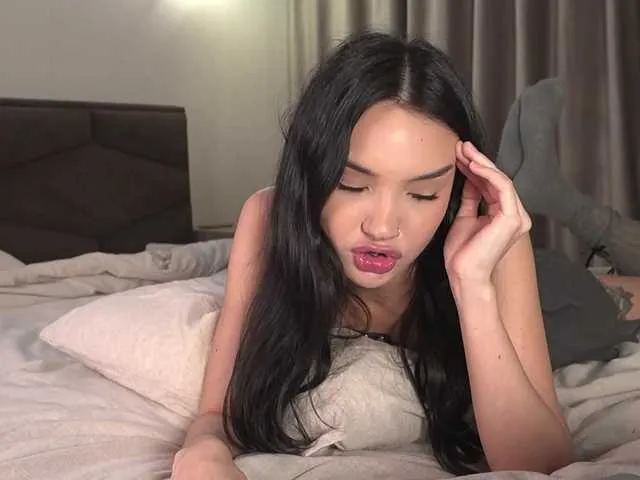 Live sex webcam photo for elisonni #290455251