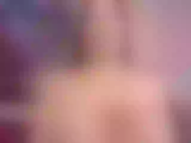 Live sex webcam photo for elizaa2 #290531089