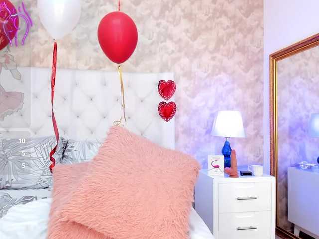 Live sex webcam photo for elizabettaylor #290590133