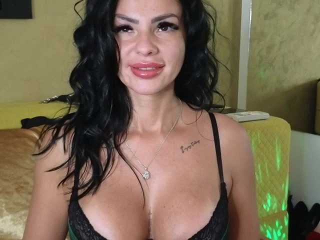 Live sex webcam photo for ell3 #291782343