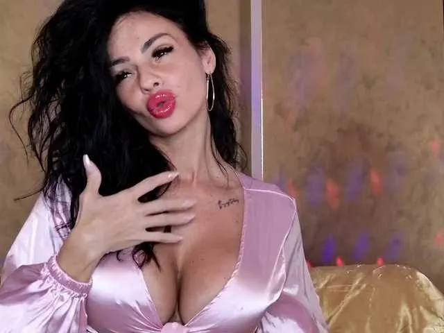 Live sex webcam photo for ell3 #293160695