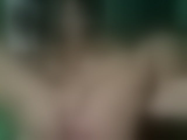 Live sex webcam photo for ell3 #293880575