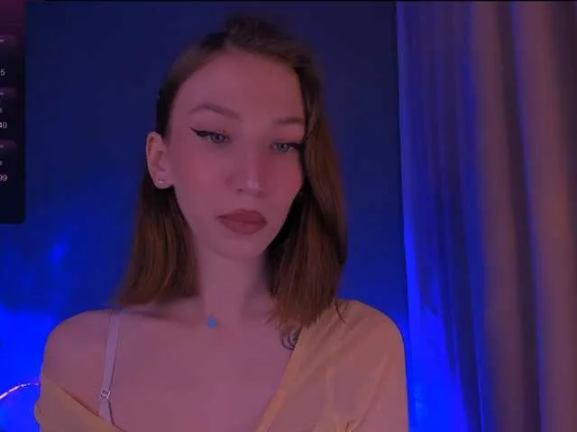 Live sex webcam photo for ellaamber #292386058