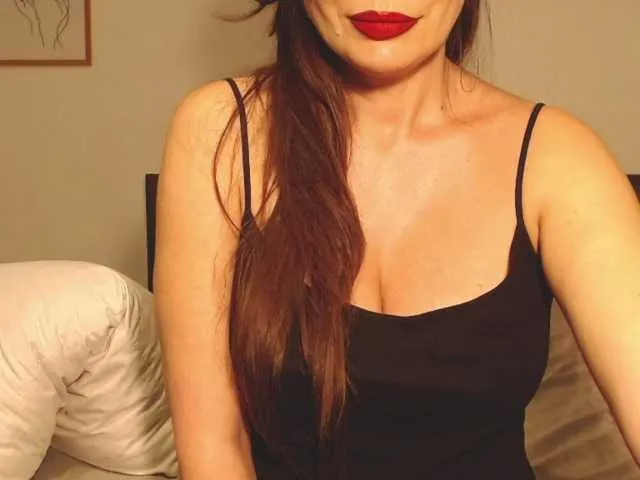 Live sex webcam photo for ellaine #291085296