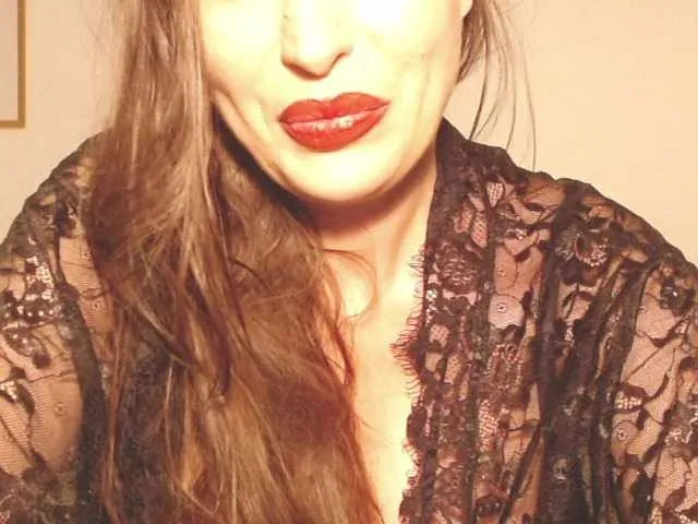 Live sex webcam photo for ellaine #291386091
