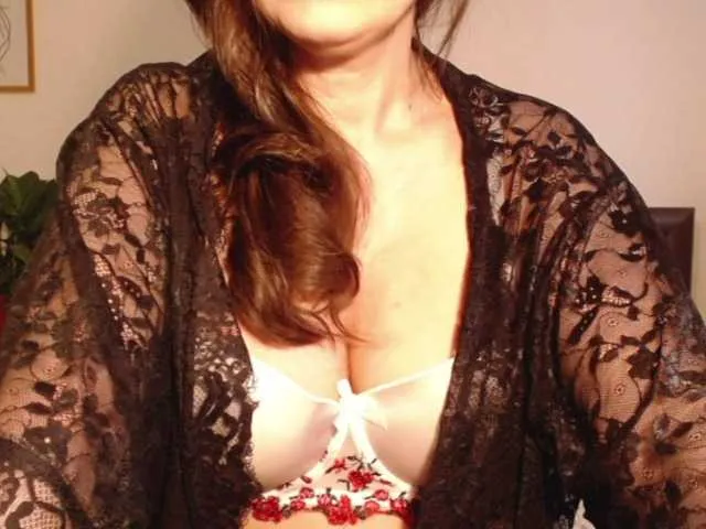 Live sex webcam photo for ellaine #293669065
