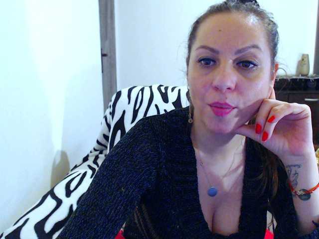 Live sex webcam photo for ellasolemn #271707472