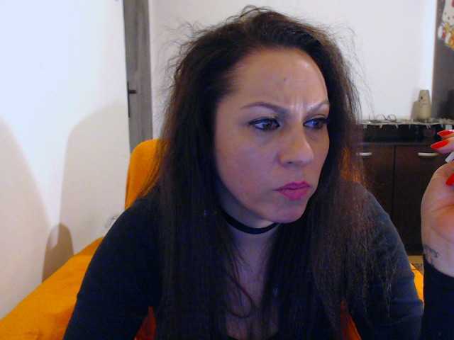Live sex webcam photo for ellasolemn #272197994