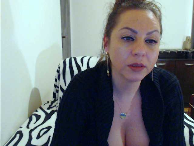 Live sex webcam photo for ellasolemn #273277266