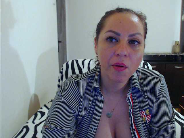 Live sex webcam photo for ellasolemn #273352187