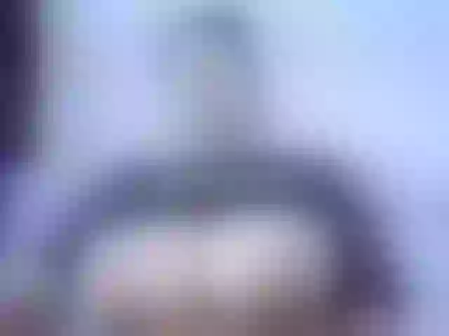 Live sex webcam photo for ellenb1 #277293273