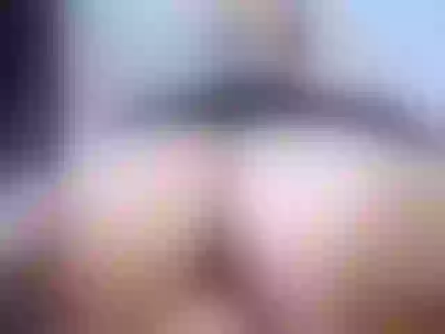 Live sex webcam photo for ellenb1 #277409070