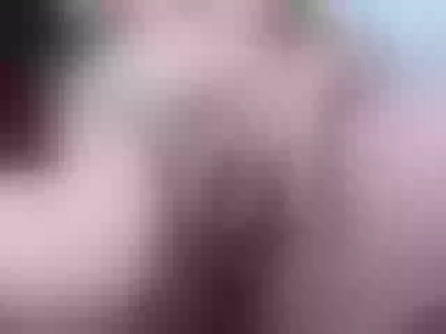 Live sex webcam photo for ellenb1 #277470897