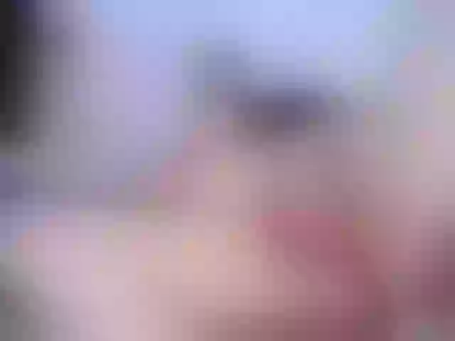 Live sex webcam photo for ellenb1 #277577736