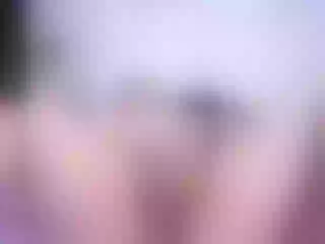 Live sex webcam photo for ellenb1 #277966652