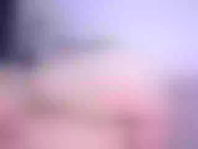 Live sex webcam photo for ellenb1 #277973039