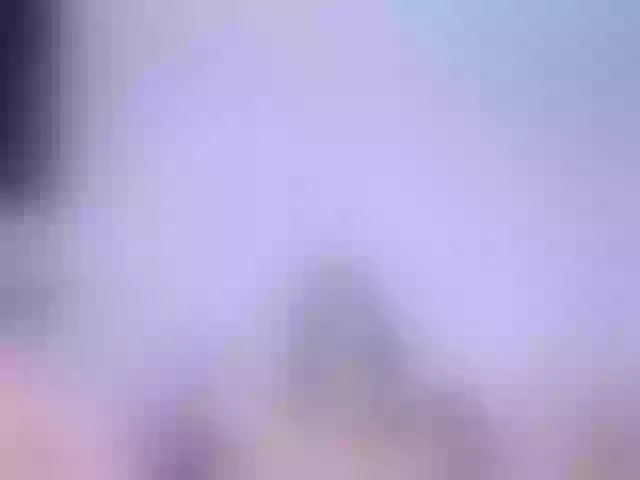 Live sex webcam photo for ellenb1 #278057877