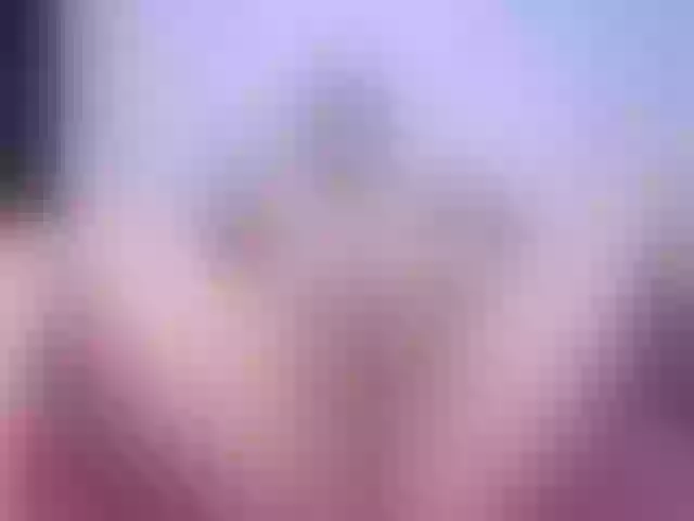 Live sex webcam photo for ellenb1 #278071657