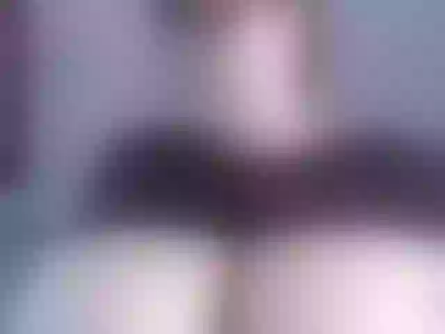 Live sex webcam photo for ellenb1 #290171979