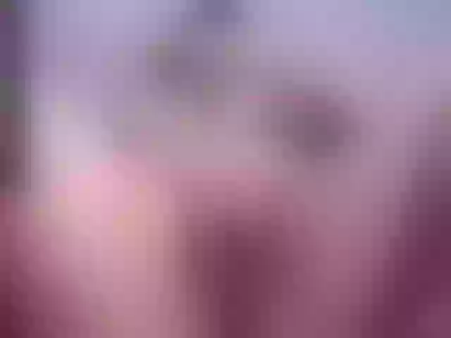 Live sex webcam photo for ellenb1 #290179098