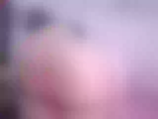 Live sex webcam photo for ellenb1 #290268373