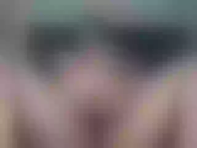 Live sex webcam photo for ellenb1 #290733770