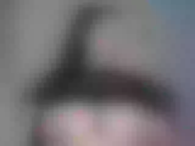 Live sex webcam photo for ellenb1 #290759137