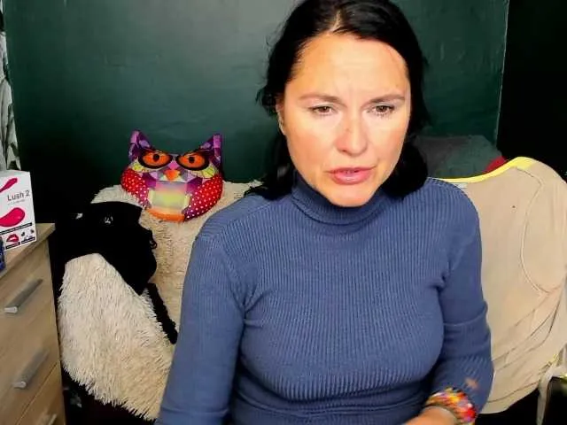 Live sex webcam photo for ellenheart #276284545