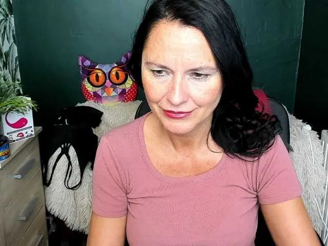 Live sex webcam photo for ellenheart #276474038