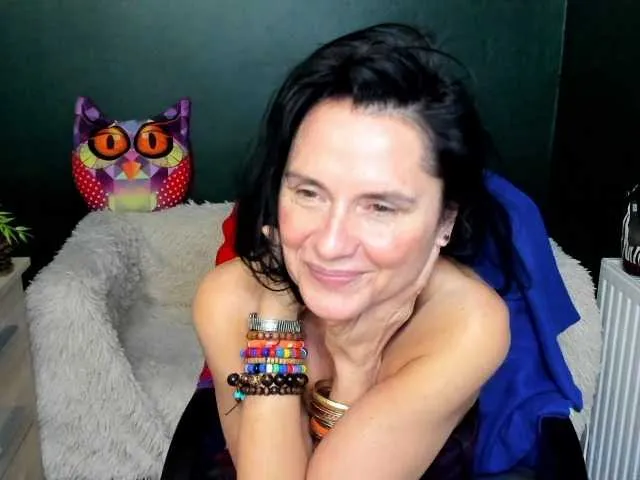 Live sex webcam photo for ellenheart #277029160