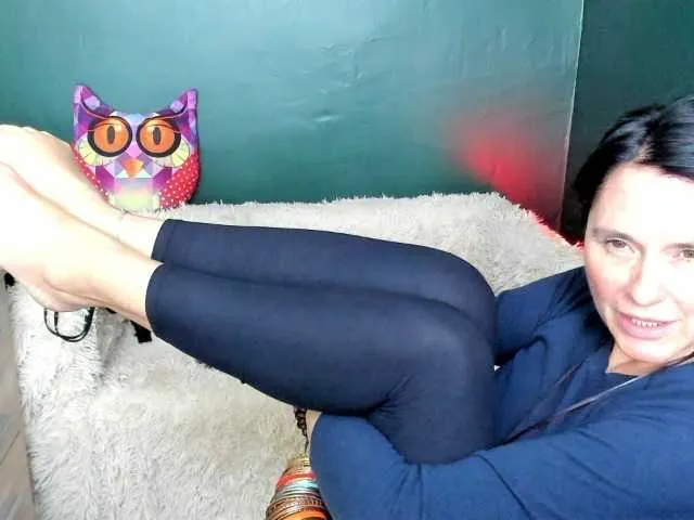 Live sex webcam photo for ellenheart #277689891