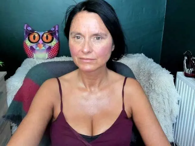 Live sex webcam photo for ellenheart #278061176