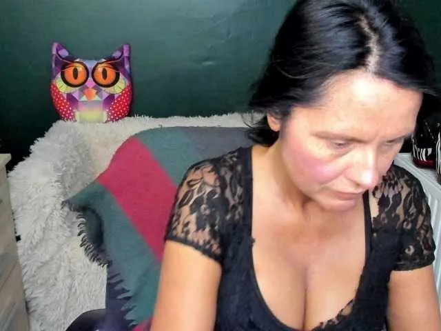 Live sex webcam photo for ellenheart #278166512