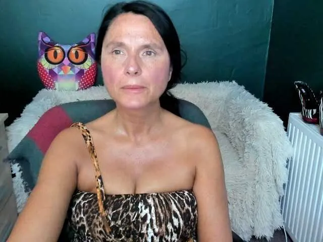 Live sex webcam photo for ellenheart #278178471