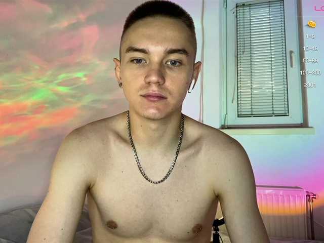 Live sex webcam photo for elliot-gold #276550859