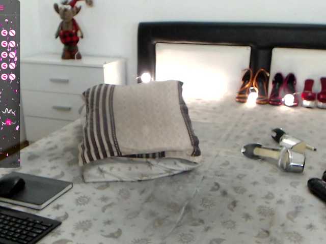 Live sex webcam photo for elliza717 #277191081