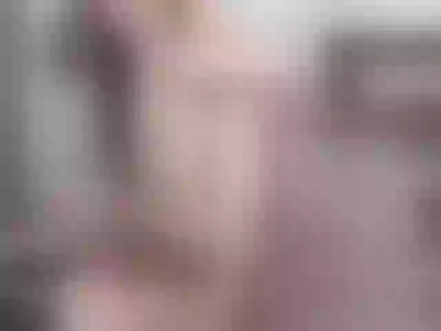 Live sex webcam photo for elliza717 #277572479