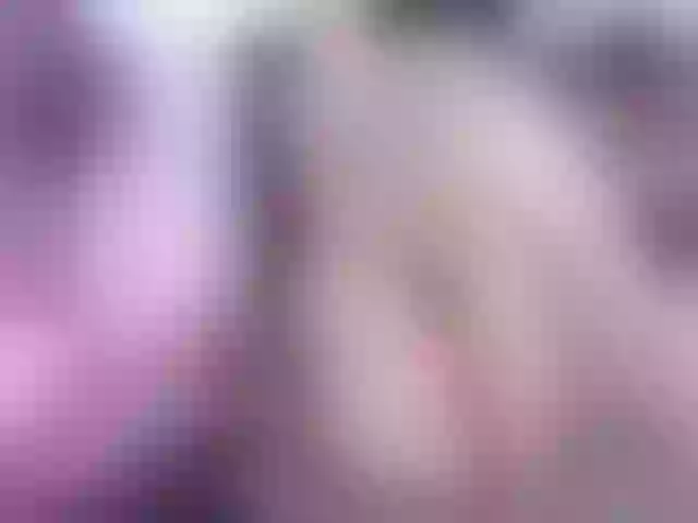Live sex webcam photo for elliza717 #290245220