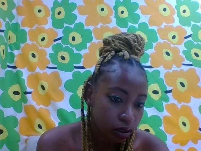 Live sex webcam photo for elylah #276042986