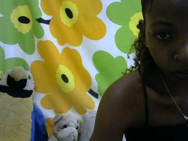 Live sex webcam photo for elylah #276101500