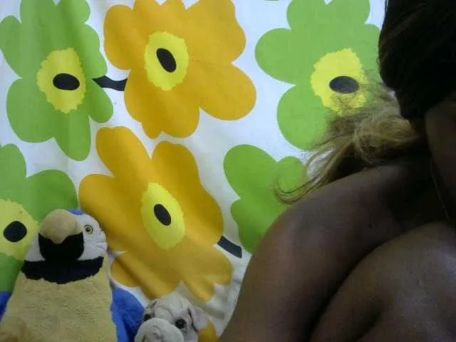 Live sex webcam photo for elylah #276156018