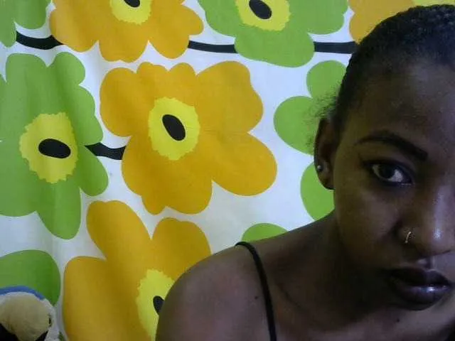 Live sex webcam photo for elylah #276202524