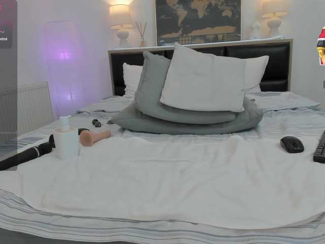 Live sex webcam photo for elysiastorm #292232306