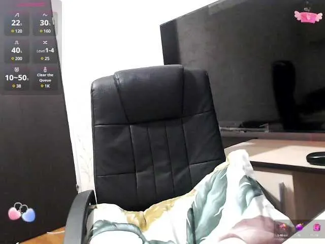 Live sex webcam photo for emasonia #290602019