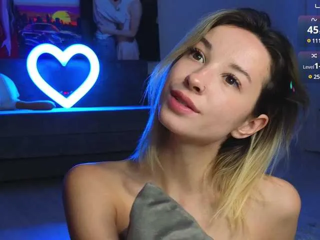 Live sex webcam photo for emely1benz #291252167